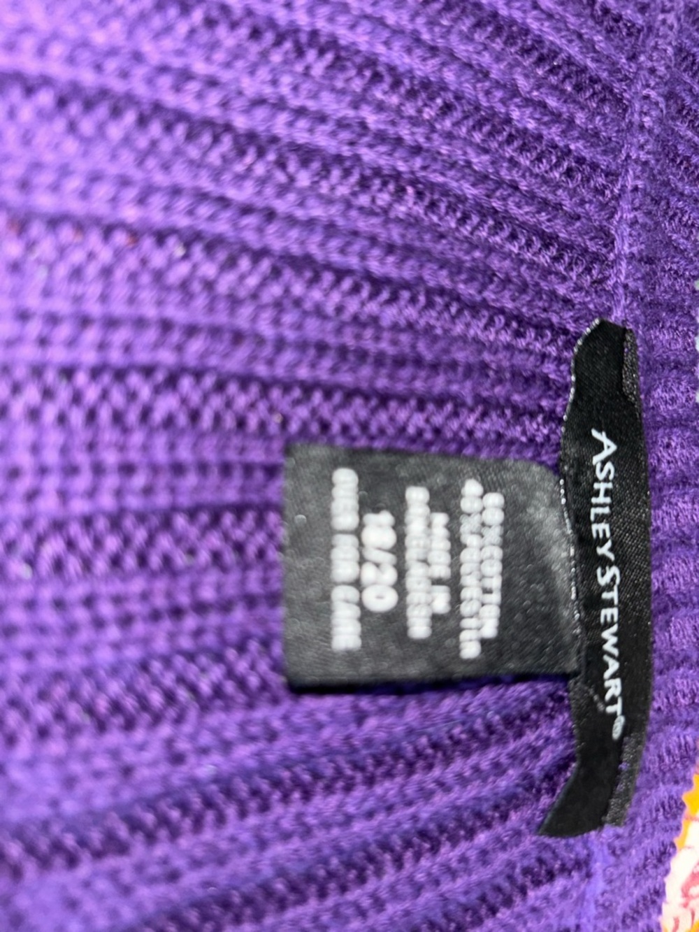 Purple Ribbed V-Neck Sweater - Picture 7 of 7